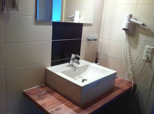 Imagen de la habitación del Hotel Neuenfels. Foto 16