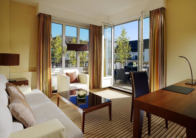 Imagen de la habitación del Hotel Neues Schloss Privat Zurich, Autograph Collection. Foto 10