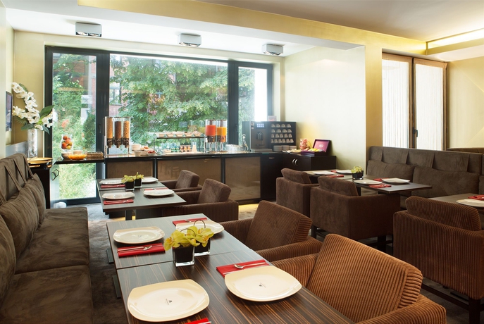 Imagen del bar/restaurante del Hotel Neufchatel Belgian. Foto 8