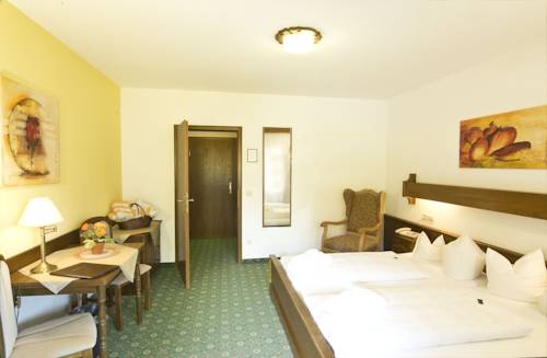 Imagen de la habitación del Hotel Neuhäusl Berchtesgaden. Foto 3