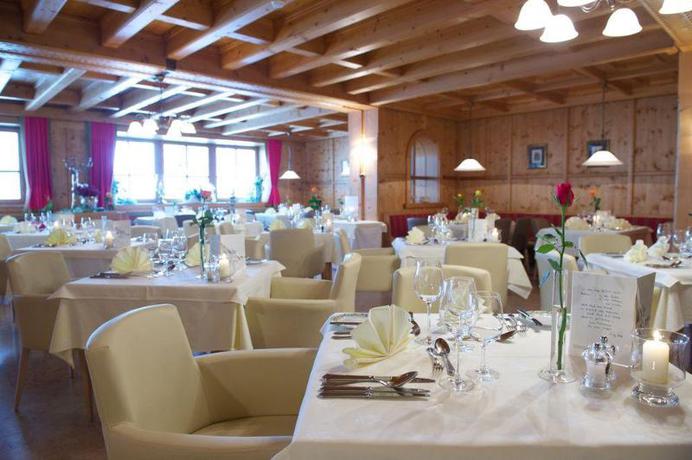 Imagen del bar/restaurante del Hotel Neuhaus, Saalbach-Hinterglemm . Foto 7
