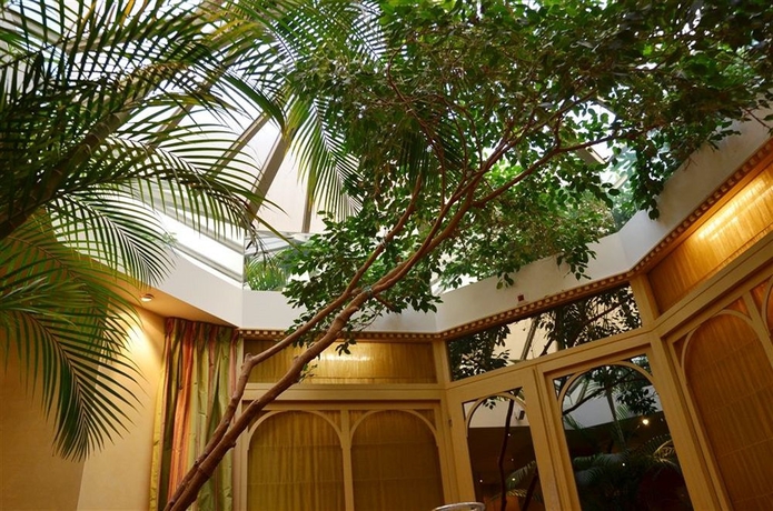 Imagen de los interiores del Hotel Neuilly Park. Foto 11