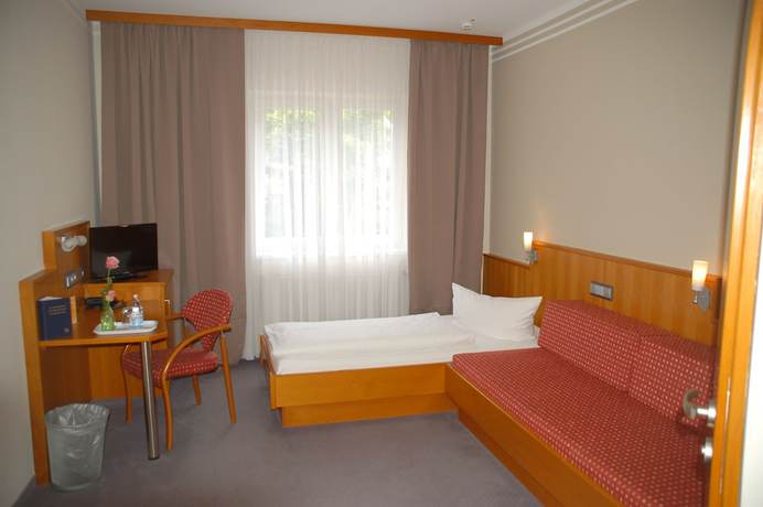 Imagen de la habitación del Hotel Neumaiers Hirsch Gasthof and Landhotel. Foto 3