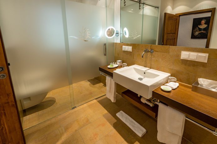 Imagen de la habitación del Hotel Neumühle Resort and Spa. Foto 9