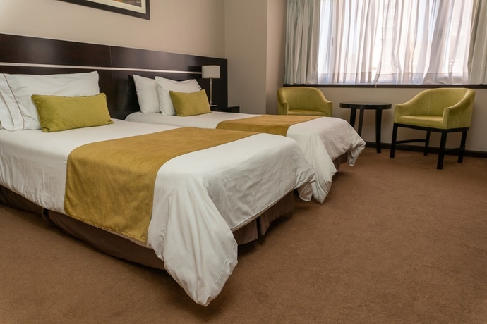 Imagen de la habitación del Hotel Neuquen Tower. Foto 12