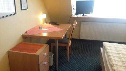 Imagen de la habitación del Hotel Neuses. Foto 8