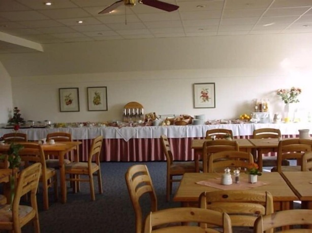 Imagen del bar/restaurante del Hotel Neust&auml;dter Hof Hotel Garni. Foto 9