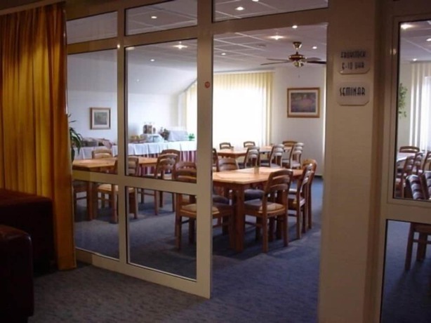 Imagen del bar/restaurante del Hotel Neust&auml;dter Hof Hotel Garni. Foto 10