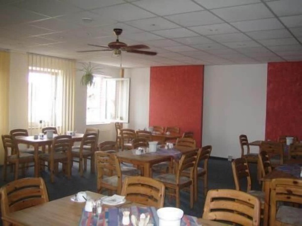 Imagen del bar/restaurante del Hotel Neust&auml;dter Hof Hotel Garni. Foto 11