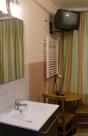Imagen de la habitación del Hotel Neutraal. Foto 17