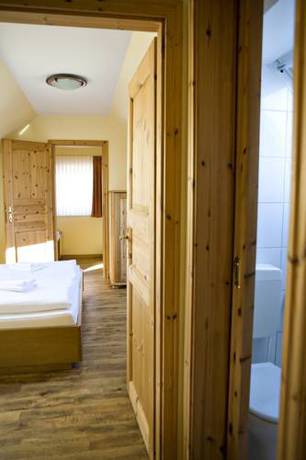 Imagen de la habitación del Hotel Neuwarft. Foto 8