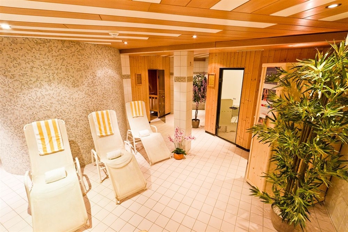 Imagen de la piscina del Hotel Neuwirt, Dorf-Haus. Foto 10