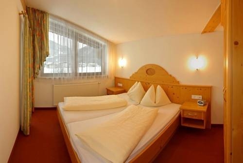 Imagen general del Hotel Neuwirt, Weng. Foto 6