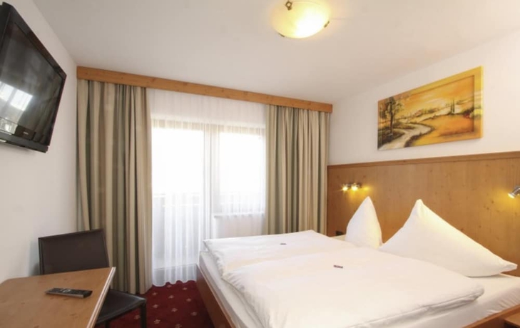 Imagen de la habitación del Hotel Neuwirt, Wildermieming. Foto 7