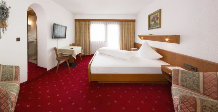 Imagen de la habitación del Hotel Neuwirt, Wildermieming. Foto 10