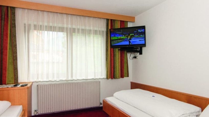 Imagen de la habitación del Hotel Neuwirt, Wildermieming. Foto 12