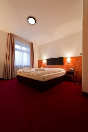 Imagen de la habitación del Hotel Neuwirtshaus. Foto 15