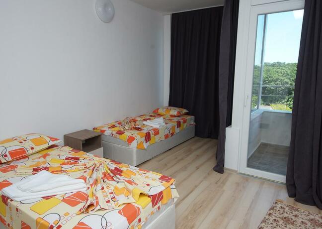 Imagen general del Hotel Neva. Foto 8