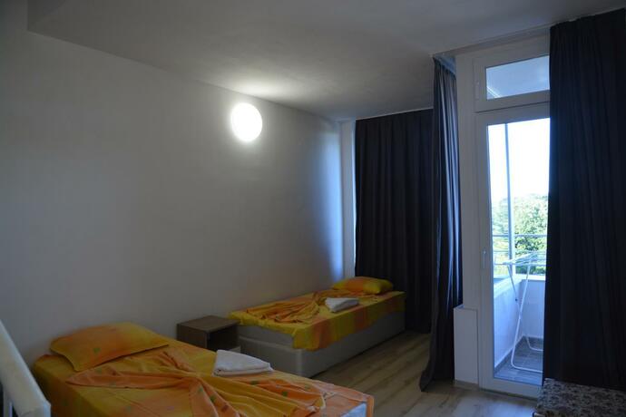 Imagen general del Hotel Neva. Foto 16