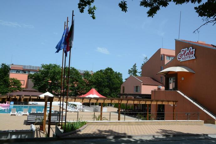 Imagen general del Hotel Neva. Foto 25