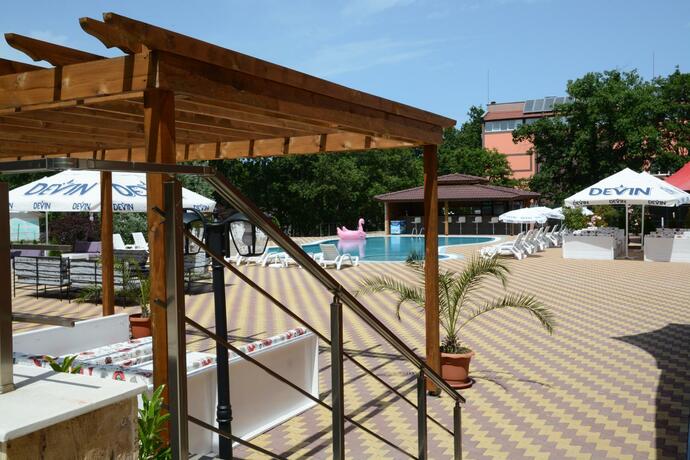 Imagen general del Hotel Neva. Foto 27