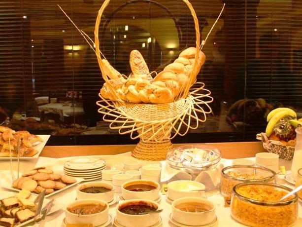 Imagen general del Hotel Nevada Bariloche. Foto 3