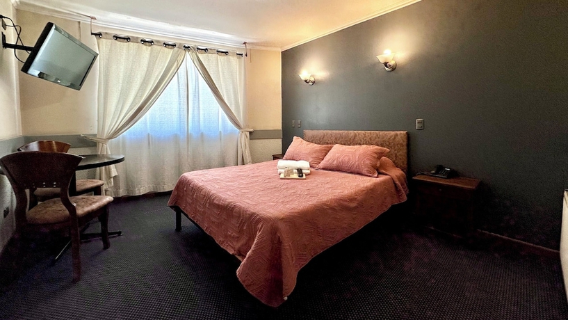 Imagen de la habitación del Hotel Nevada Inn, CONCEPCION. Foto 8