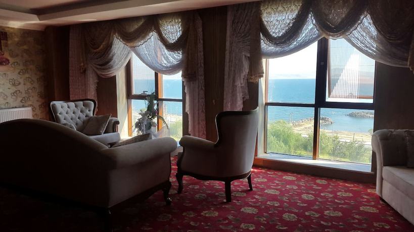 Imagen de la habitación del Hotel Nevan Suite. Foto 6