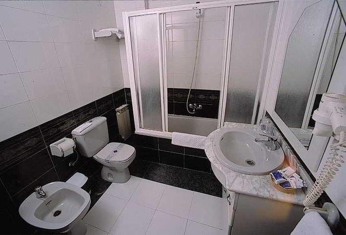 Imagen general del Hotel Nevasur. Foto 2