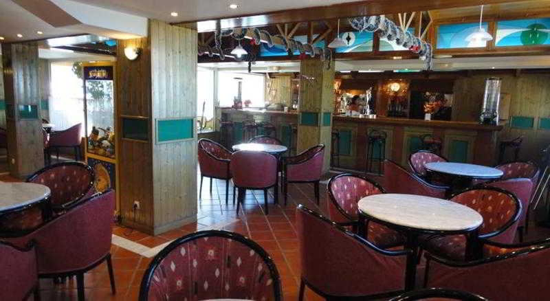 Imagen general del Hotel Nevasur. Foto 9