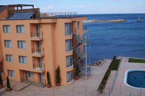 Imagen general del Hotel Neven. Foto 5