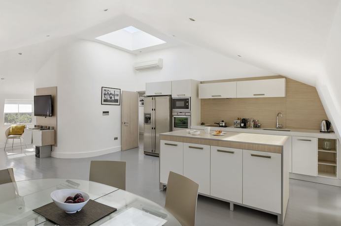 Imagen de la habitación del Hotel Nevern Place by Supercity Aparthotels. Foto 16