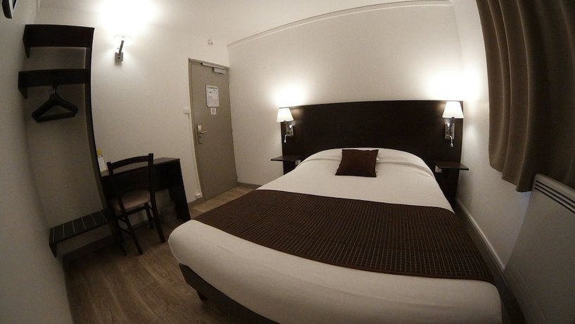 Imagen de la habitación del Hotel Nevers Hôtel. Foto 7