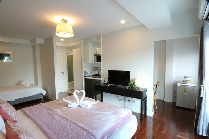 Imagen general del Hotel Neveu Premier Residence. Foto 12