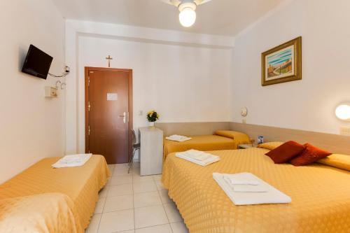 Imagen de la habitación del Hotel Nevia. Foto 5