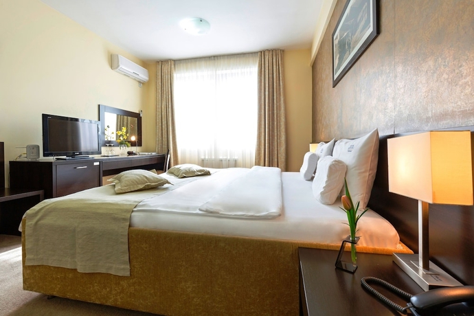 Imagen de la habitación del Hotel Nevski. Foto 4