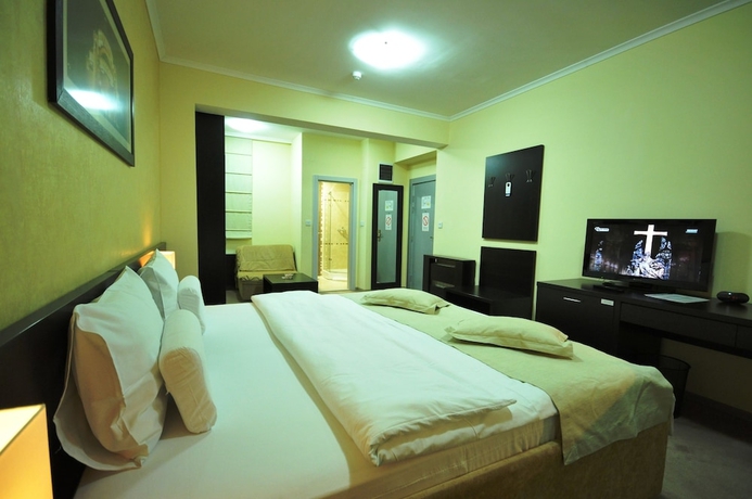 Imagen de la habitación del Hotel Nevski. Foto 5