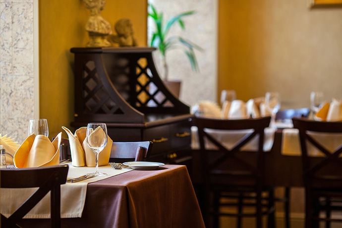 Imagen del bar/restaurante del Hotel Nevsky Grand Apartments. Foto 6