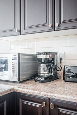 Imagen general del Hotel New 3BR Townhouse, Minutes to Niagara Falls and Brock University by GLOBALSTAY. Foto 18