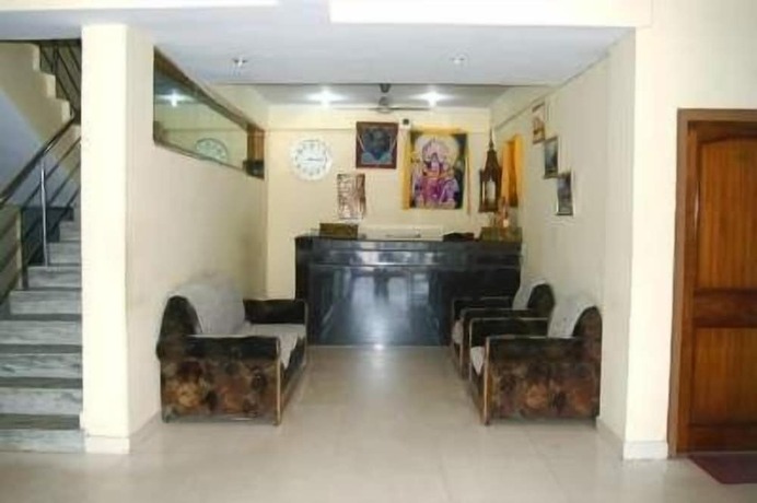 Imagen de los interiores del Hotel New Aditya. Foto 14