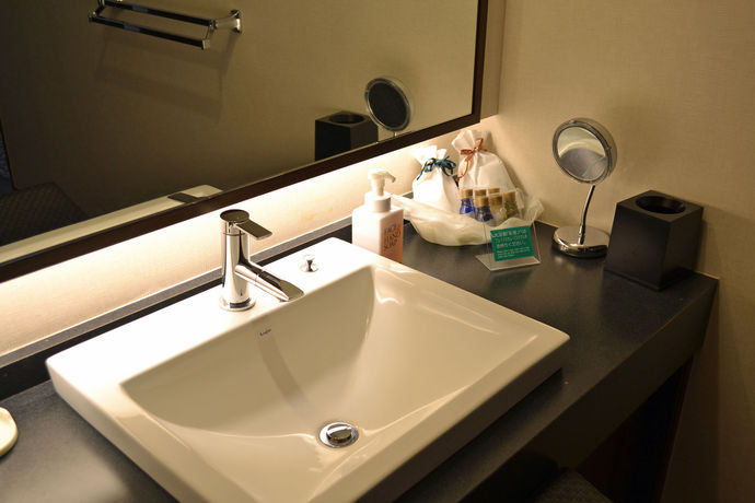 Imagen de la habitación del Hotel New Akao, Atami. Foto 8