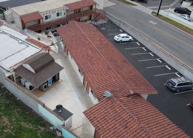 Imagen general del Hotel New American Inn and Suites. Foto 13