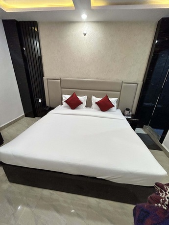 Imagen de la habitación del Hotel New Arcadia. Foto 17