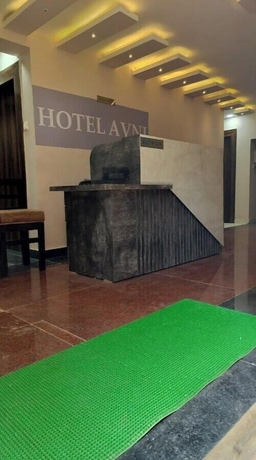Imagen de los interiores del Hotel New Avni. Foto 10