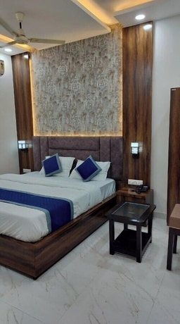 Imagen de la habitación del Hotel New Avni. Foto 6
