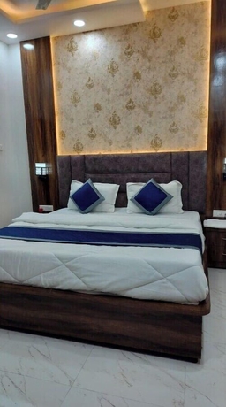 Imagen de la habitación del Hotel New Avni. Foto 7