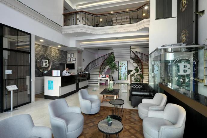 Imagen de los interiores del Hotel New Balturk Izmit. Foto 10