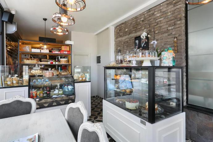 Imagen del bar/restaurante del Hotel New Balturk Izmit. Foto 4