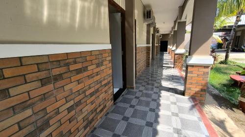 Imagen general del Hotel New Bandengan Beach. Foto 4