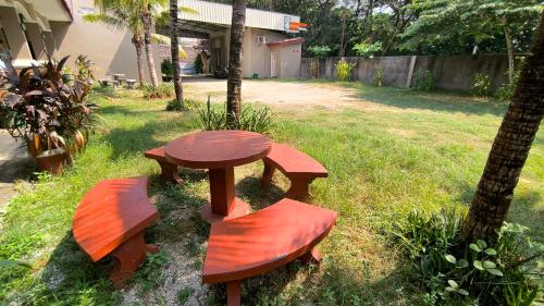 Imagen general del Hotel New Bandengan Beach. Foto 5